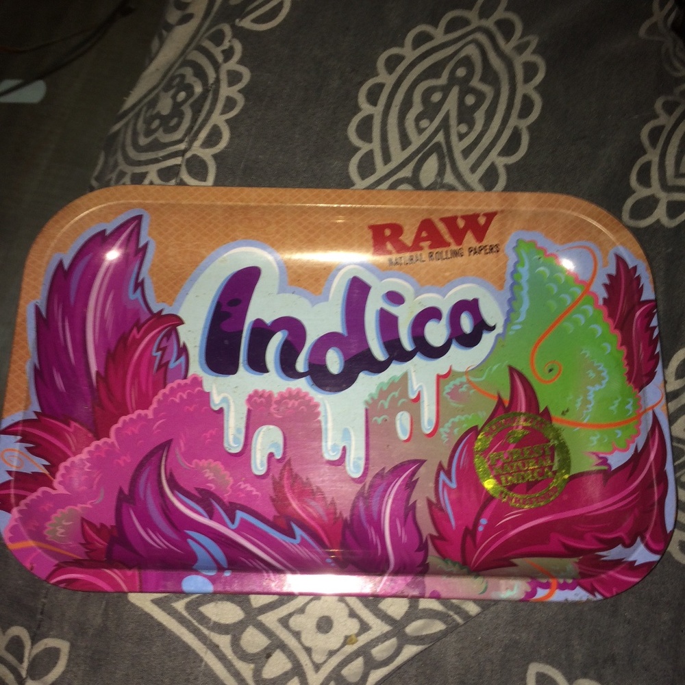 Raw tray